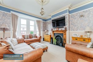 Sitting Room- click for photo gallery